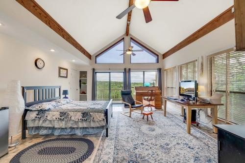 311 Cedar Hurst
