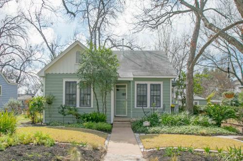 1023 E. 44th St Central Austin Real Estate Nation Holdings