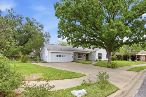Welcome home to 2902 Dover in the heart of Allandale.