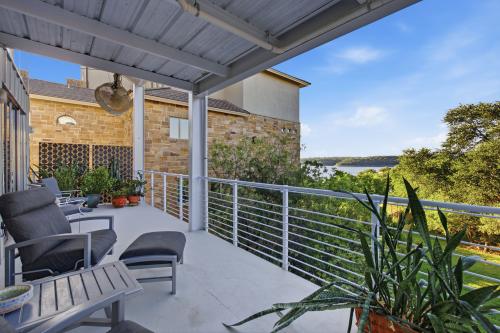 Wake by the Lakes at 1312 Hurst Hollow