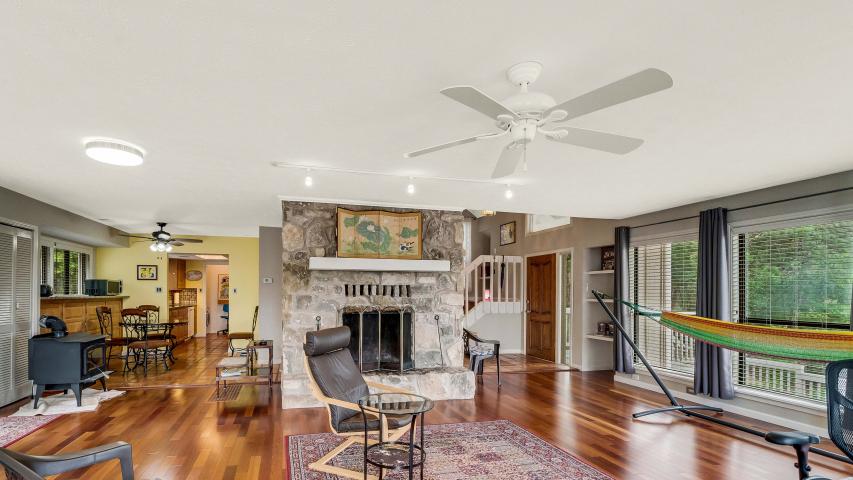 311 Cedar Hurst
