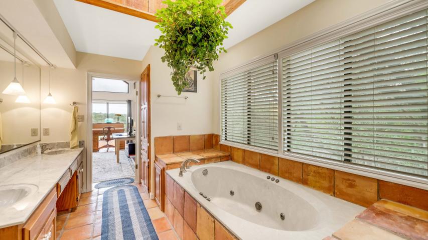 311 Cedar Hurst