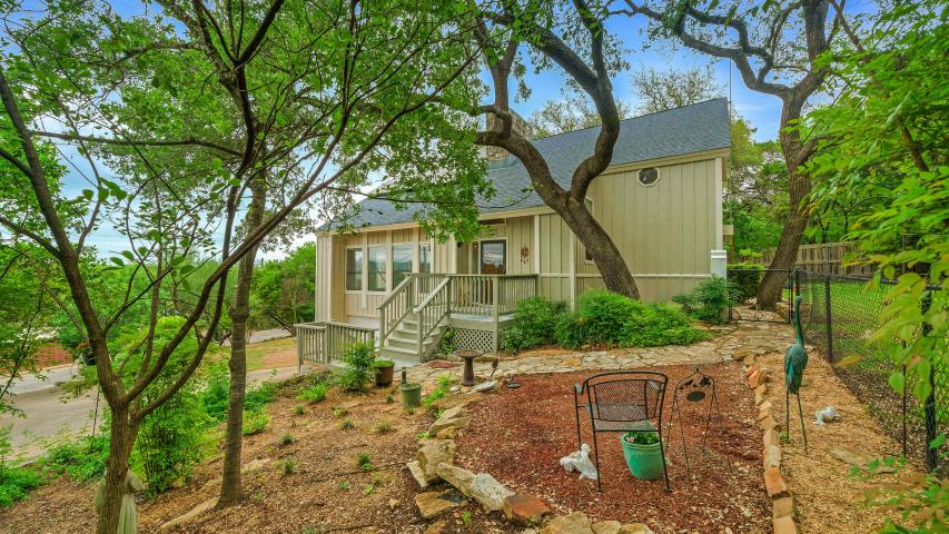 311 Cedar Hurst