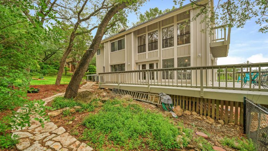 311 Cedar Hurst