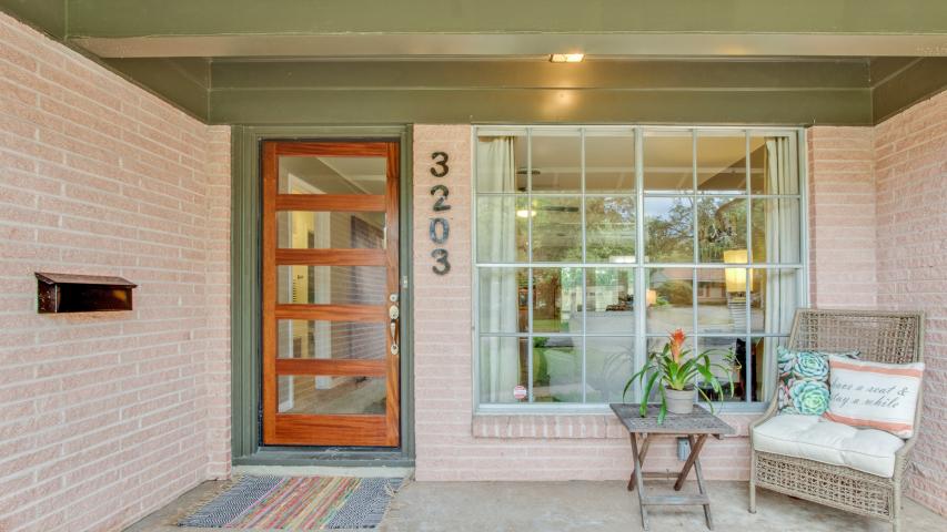 3203 Pinecrest