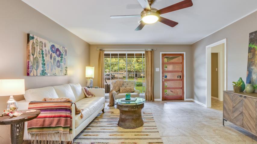 3203 Pinecrest
