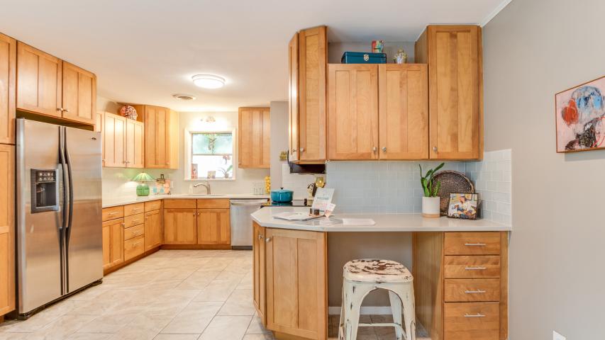 3203 Pinecrest