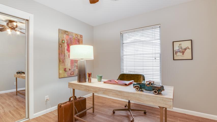 3203 Pinecrest