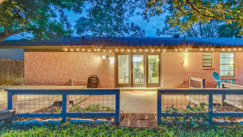 3203 Pinecrest