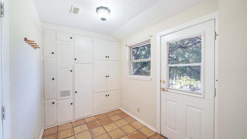 2702 Pegram