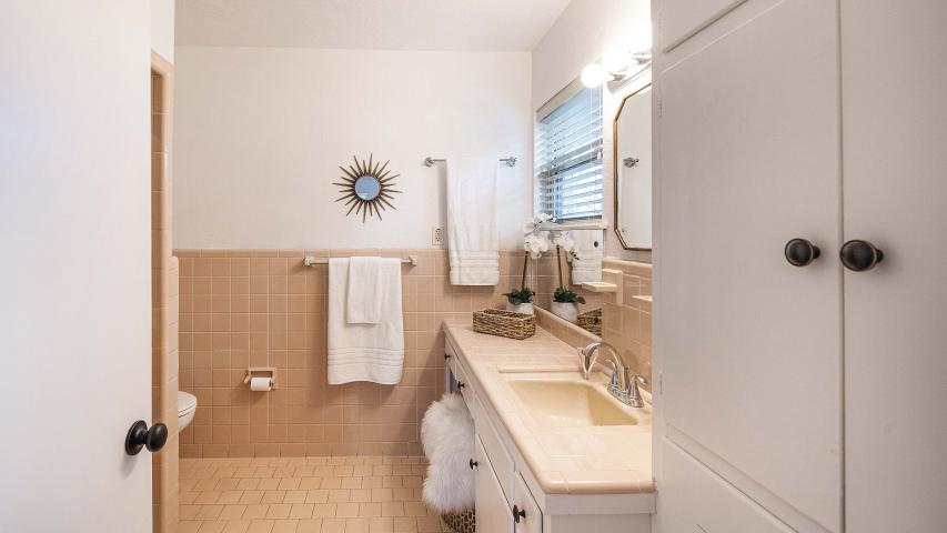 2702 Pegram