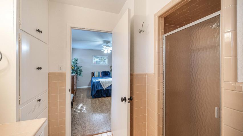 2702 Pegram