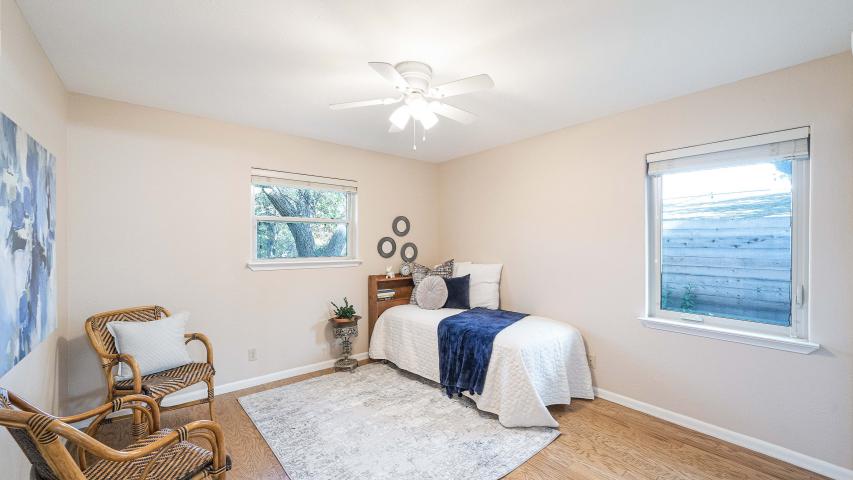 2702 Pegram