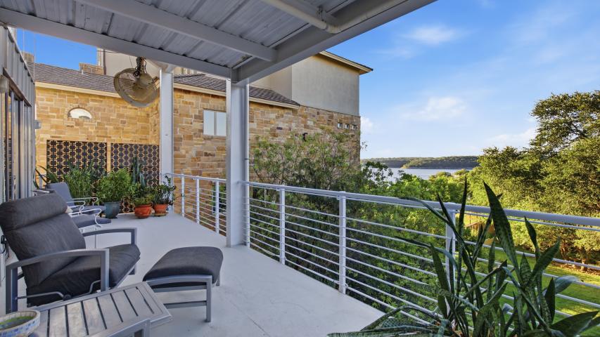 Wake by the Lakes at 1312 Hurst Hollow