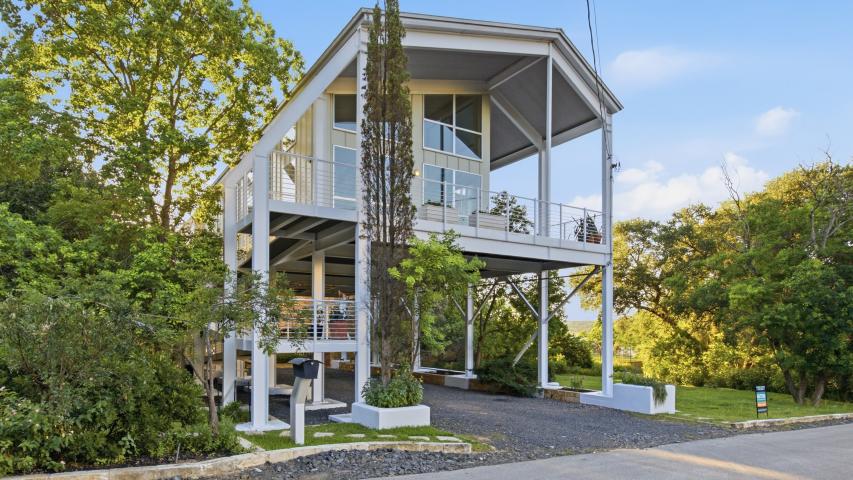 Wake by the Lakes at 1312 Hurst Hollow